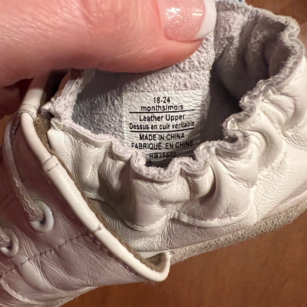 Robeez special occasion white leather 18-24mo shoe EUC - Picture 4 of 9